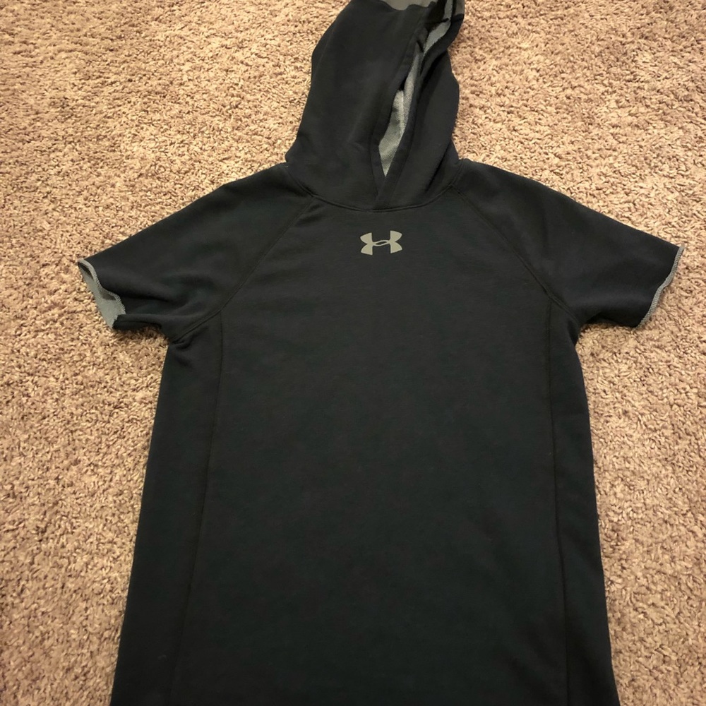 UA Short Sleeve Hoodie Black